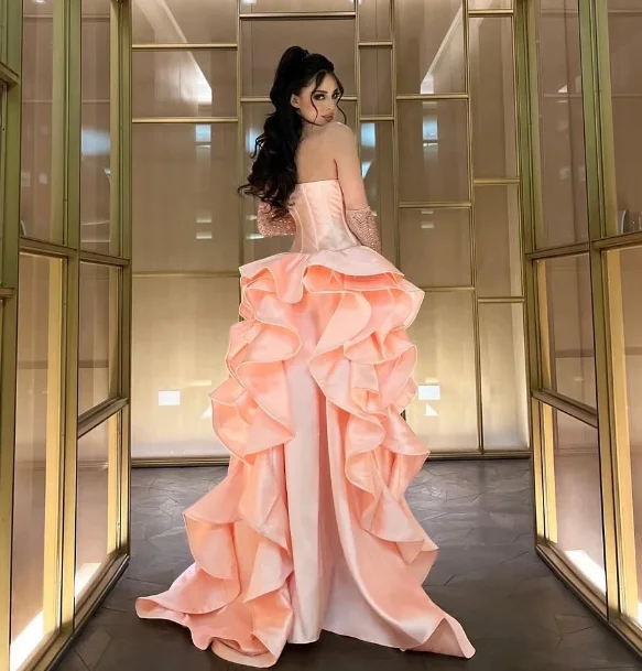 Di alta Qualità Personalizzato Lunghezza Caviglia Paillettes Backless Piega Senza Spalline Abiti Para Bodas Mujer Invitada فساتört
