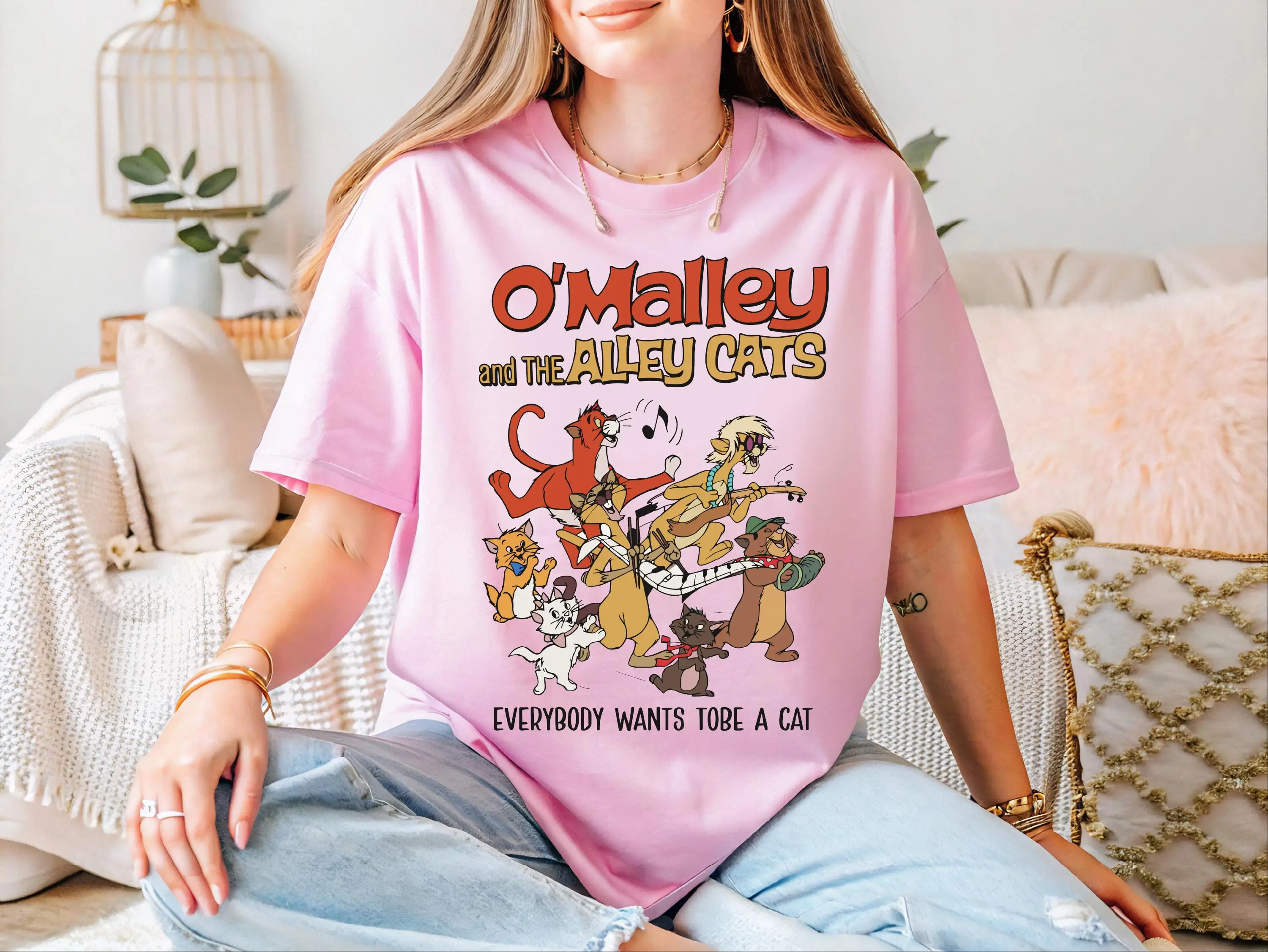 

Disney OMalley The Alley Cats Printed T-shirt Boys and Girls Casual Fashion Short Sleeve Family Parent-Child Tops Men and Women