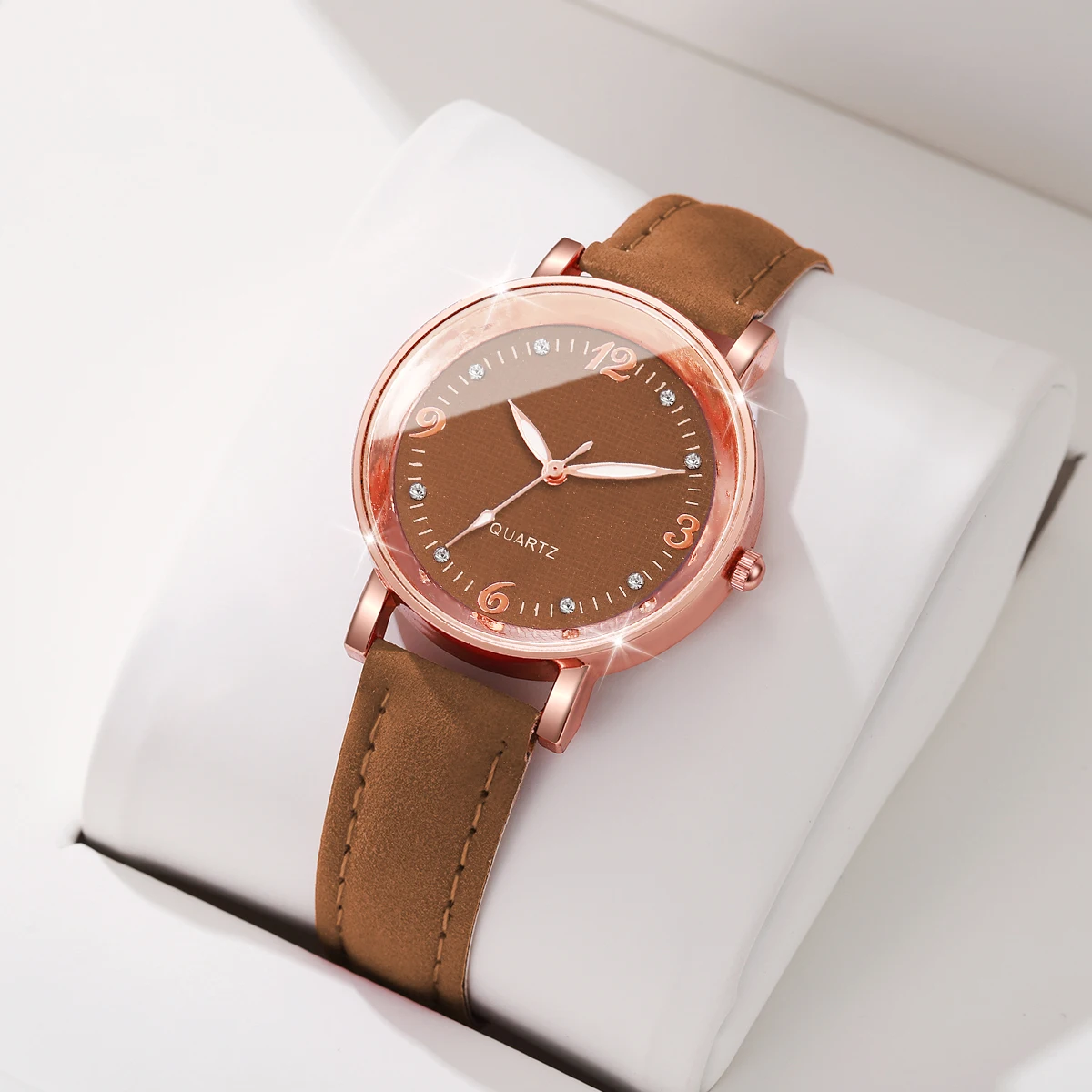 3 قطعة صندوق سر مفاجأة-ساعة نسائية عصرية حلقة من جلد الطلب العربي ساعات كوارتز لون عشوائي (بدون صندوق) #6