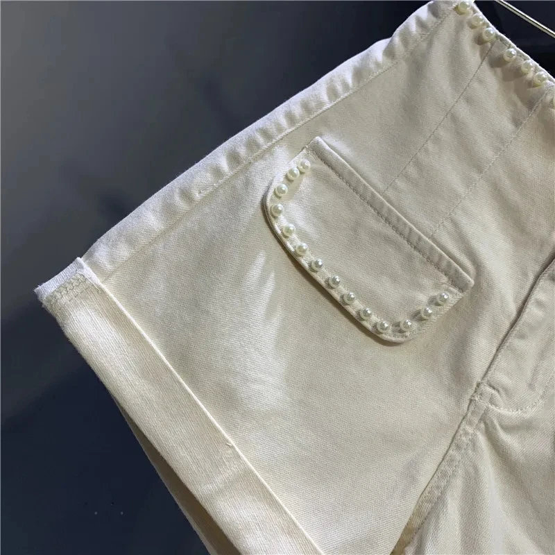Rolled Pearl Denim Shorts Women Casual White High Waist Wide Leg Double Buttons Jeans Hot Pants Elegant Versatile Female Trendy