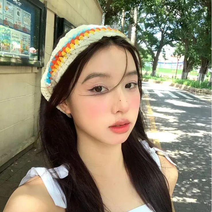 

Ethnic-inspired Dopamine Triangle Headscarf Colorful Knitted Headpiece Sweet and Cute Hairband for Women