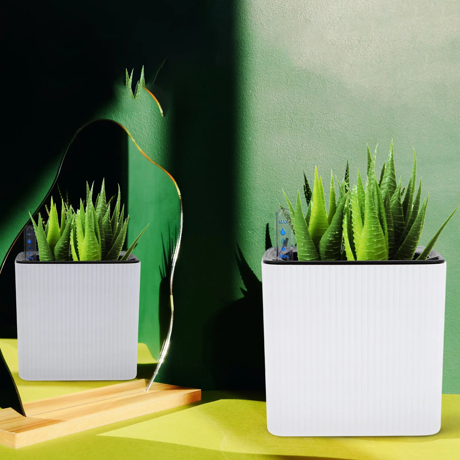 

1Set Self-Watering Hanging Flowerpot Plastic Hanging Planter Durable for Succulents Orchid Chlorophytum Home Office Balcony