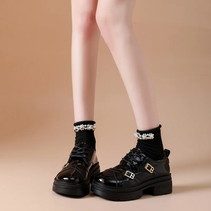 Fashion Patent Leather Lace-Up Walking Shoes for Women Anti-Slip Soft Comfortable Trendy Casual Outdoor Daily Sneakers
