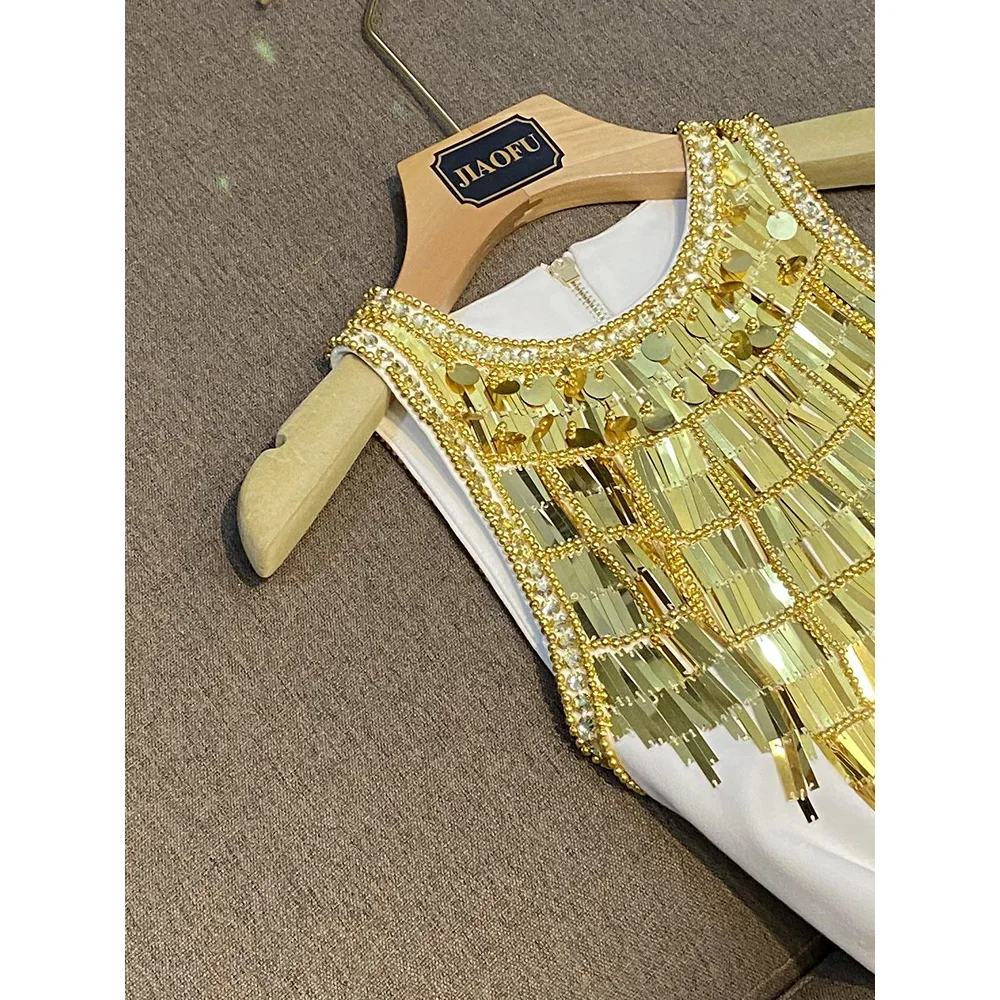 Heavy Made Gold paillettes perline O collo senza maniche moda elegante cerniera posteriore Bling Tank Women White Dress