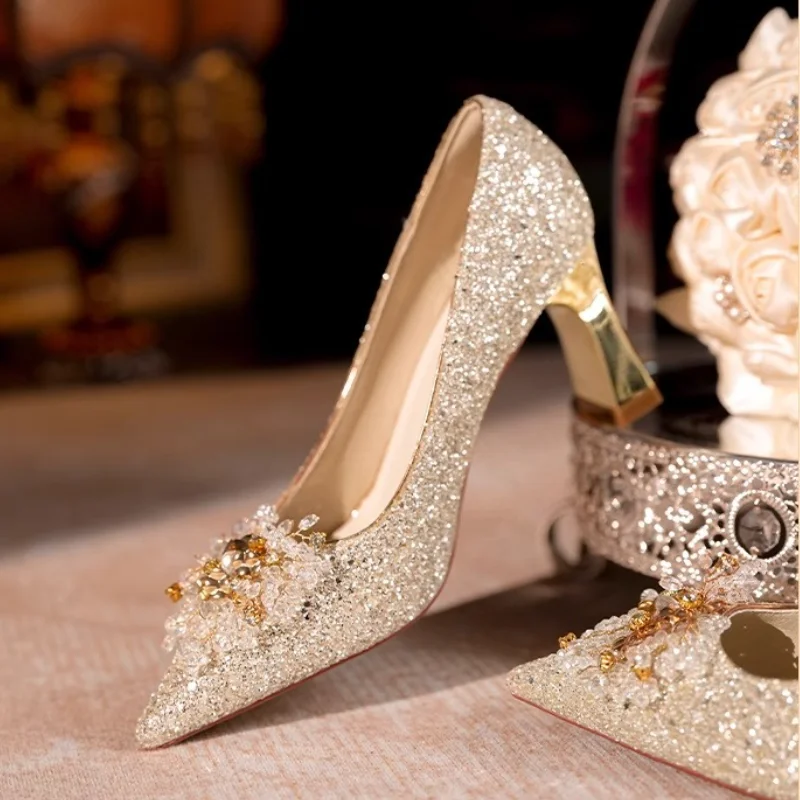 أحذية زفاف العروس فستان الزفاف الفرنسي الرئيسي اثنين ارتداء أقدام غير متعبة 2025 جديد متعدد الاستخدامات الكعب العالي للنساء