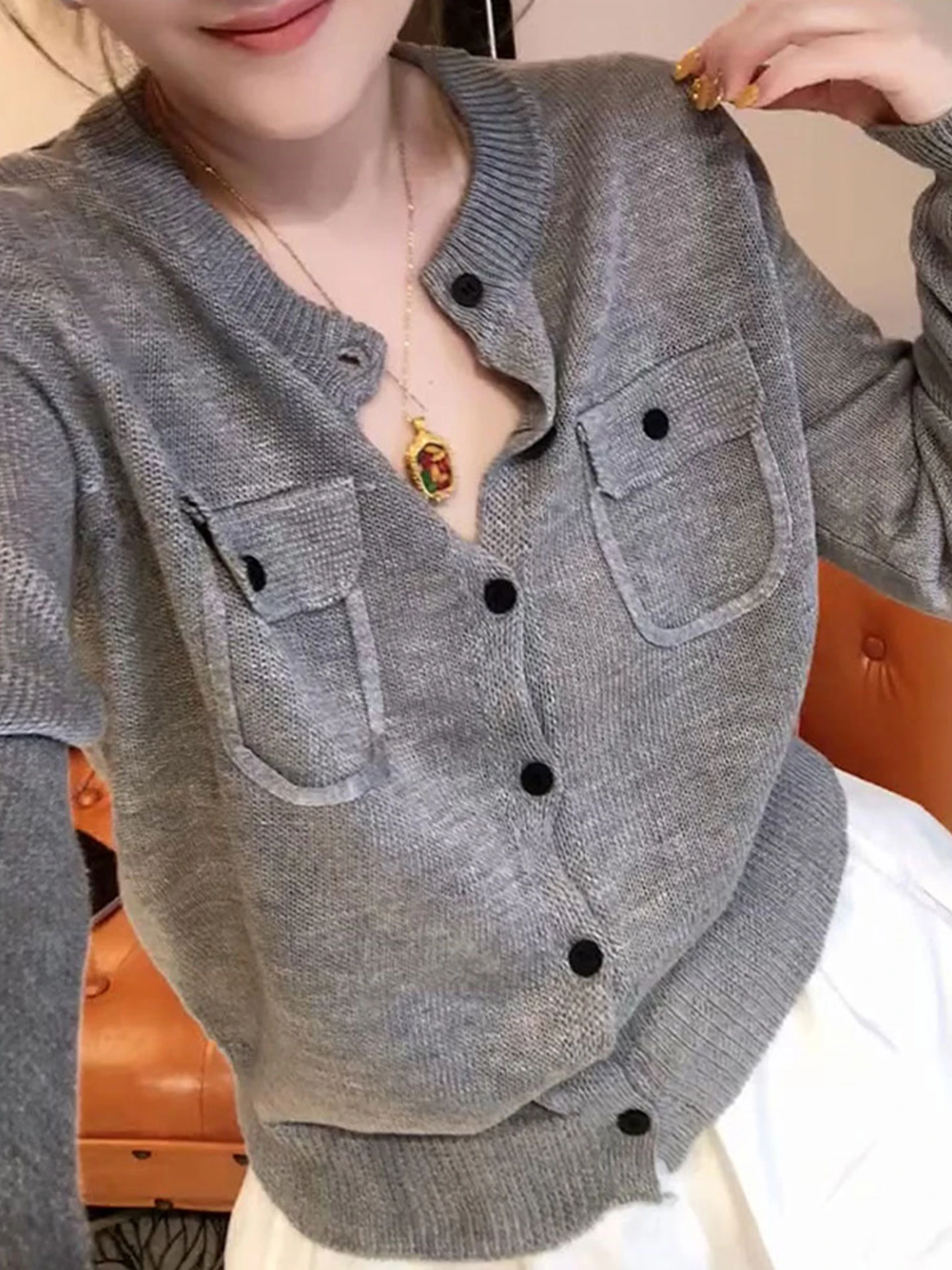 

Модный вязаный женский топ с длинным рукавом, повседневный, универсальный, высококачественный, от европейского бренда, для офиса, в корейском стиле, шелковый, размер M