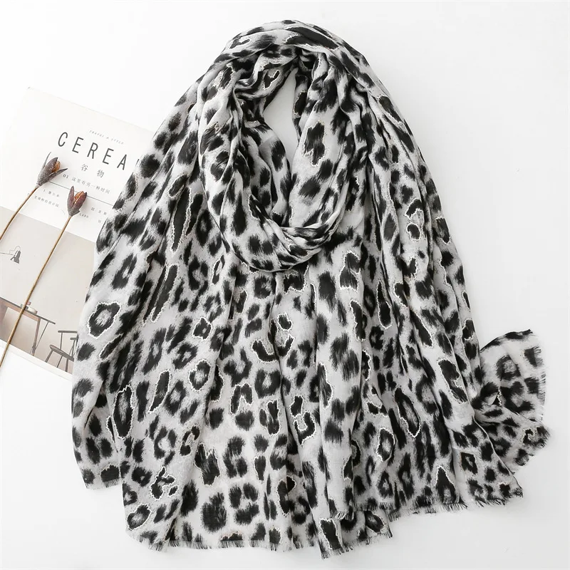 2024 Fashion Women Leopard Floral Fringe Viscose Shawl Scarf Print Soft Lady High Quality Pashmina Stole Muslim Hijab 180*90Cm