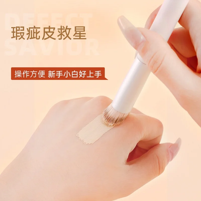 XIXI Concealer Brush Covers Facial Blemishes Seamless Finish Concealer Brush Soft Fiber Hair Fashion Design Single Face Brush