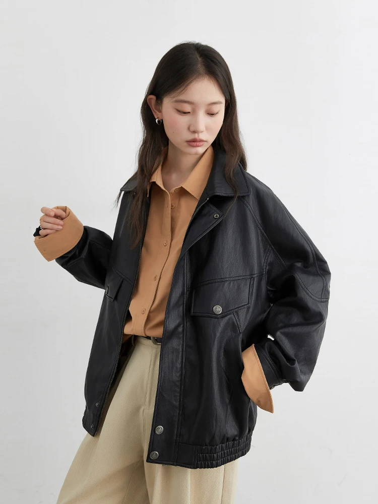 شيك فين موضة النساء فو سترات من الجلد عادية فضفاض بولي Leather جلد السيدات معاطف دراجة نارية الشارع الشهير خريف شتاء جديد 2025