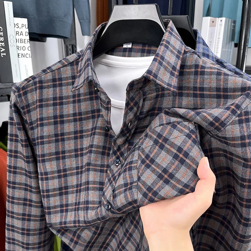 

2025 Autumn New Men's Printed Striped Long Sleeved Shirt Casual Fashion Versatile Men's Top