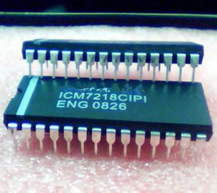 ICM7218CIPI ICM7218AIPI ICM7218BIPI ICM7218 DIP28 2PCS