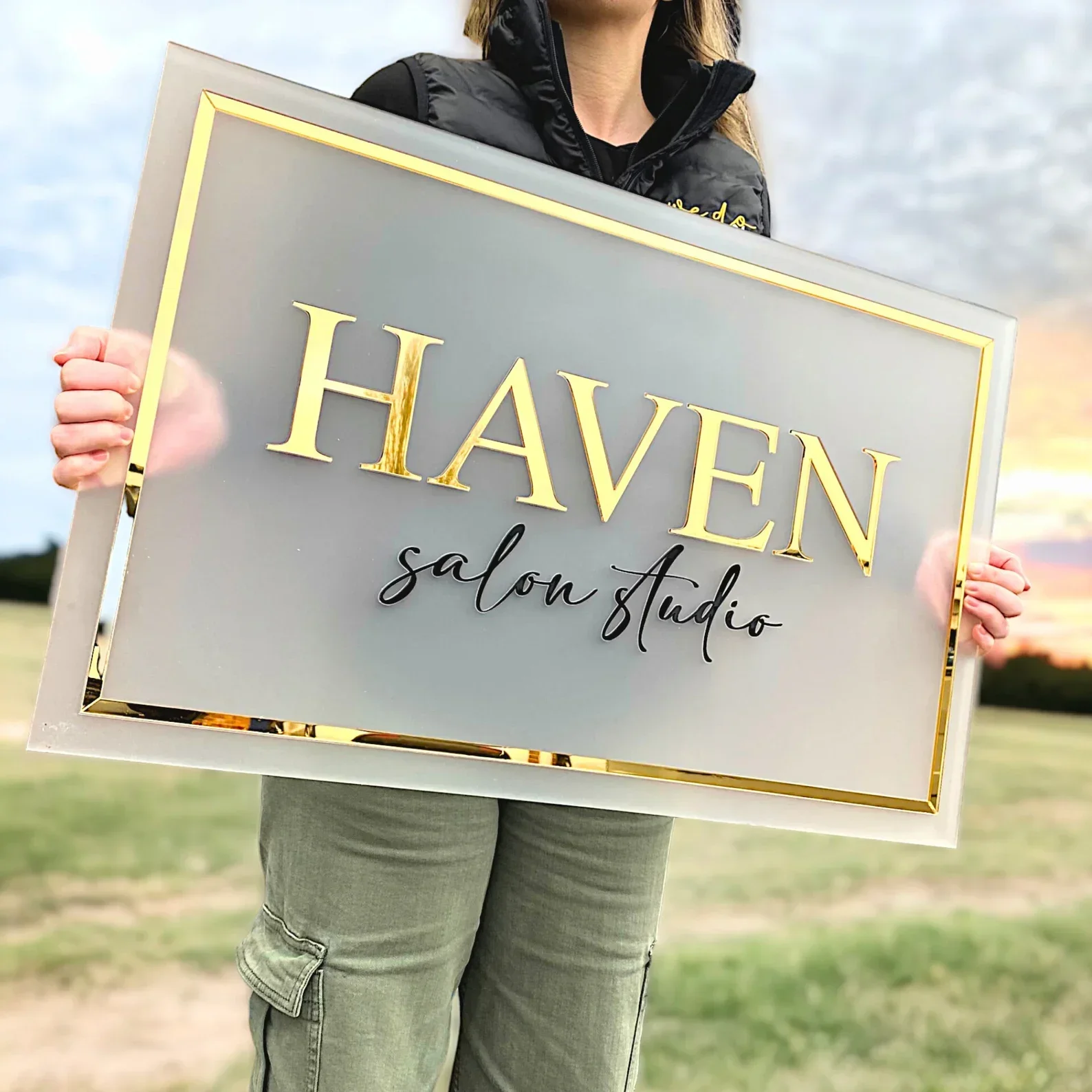 Custom Acrylic Business Logo Sign Personalized 3D Wall Plaque for Office Salon Storefront Laser Cut Company Name Plate