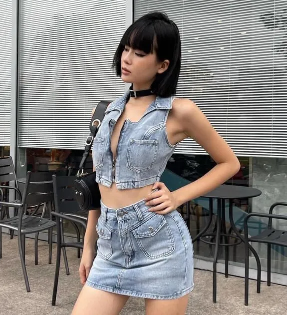 2025 Flip Collar Zipper Sleeveless Cardigan Vest+High Waist Pocket Slim Fit Short Skirt Fashion Denim Two-Piece Set