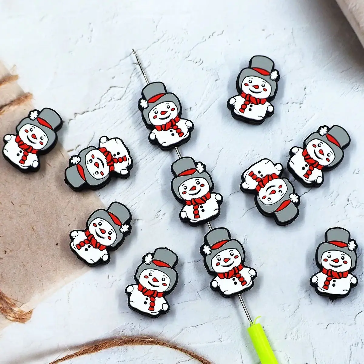 Chenkai 50pcs Snowman Silicone Focal Beads For Beadable Pen Christmas Series Silicone Charms for Pen Keychain Making Characters