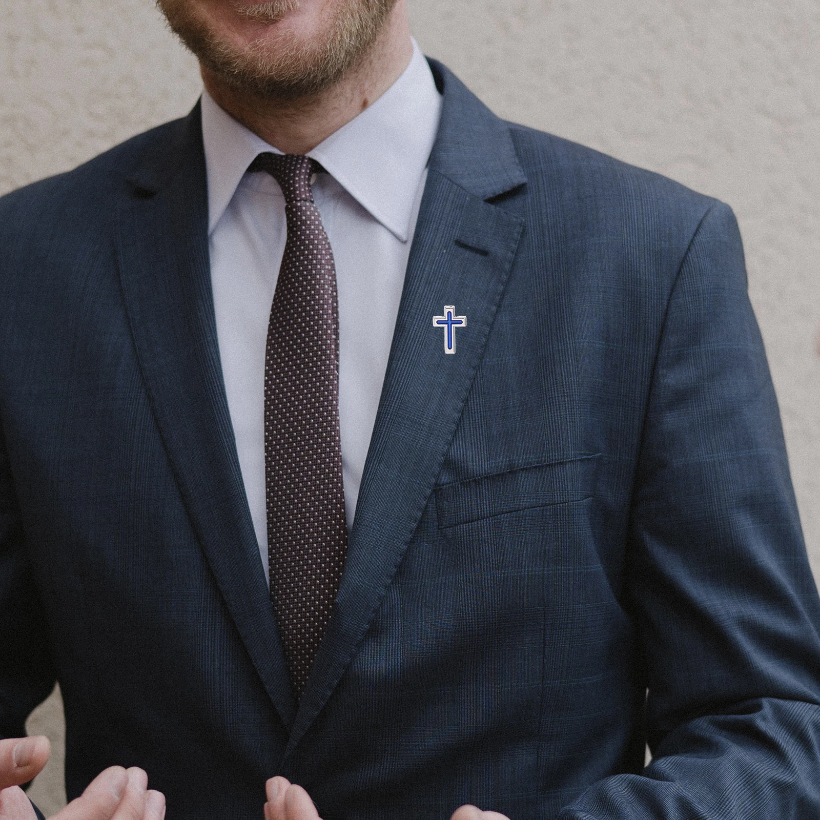 

2pcs Holy Communion Cross Religious Brooch Christian Pins For Men Metal Cross Suit Pin Decorative Brooch Lapel Pin Formal Events