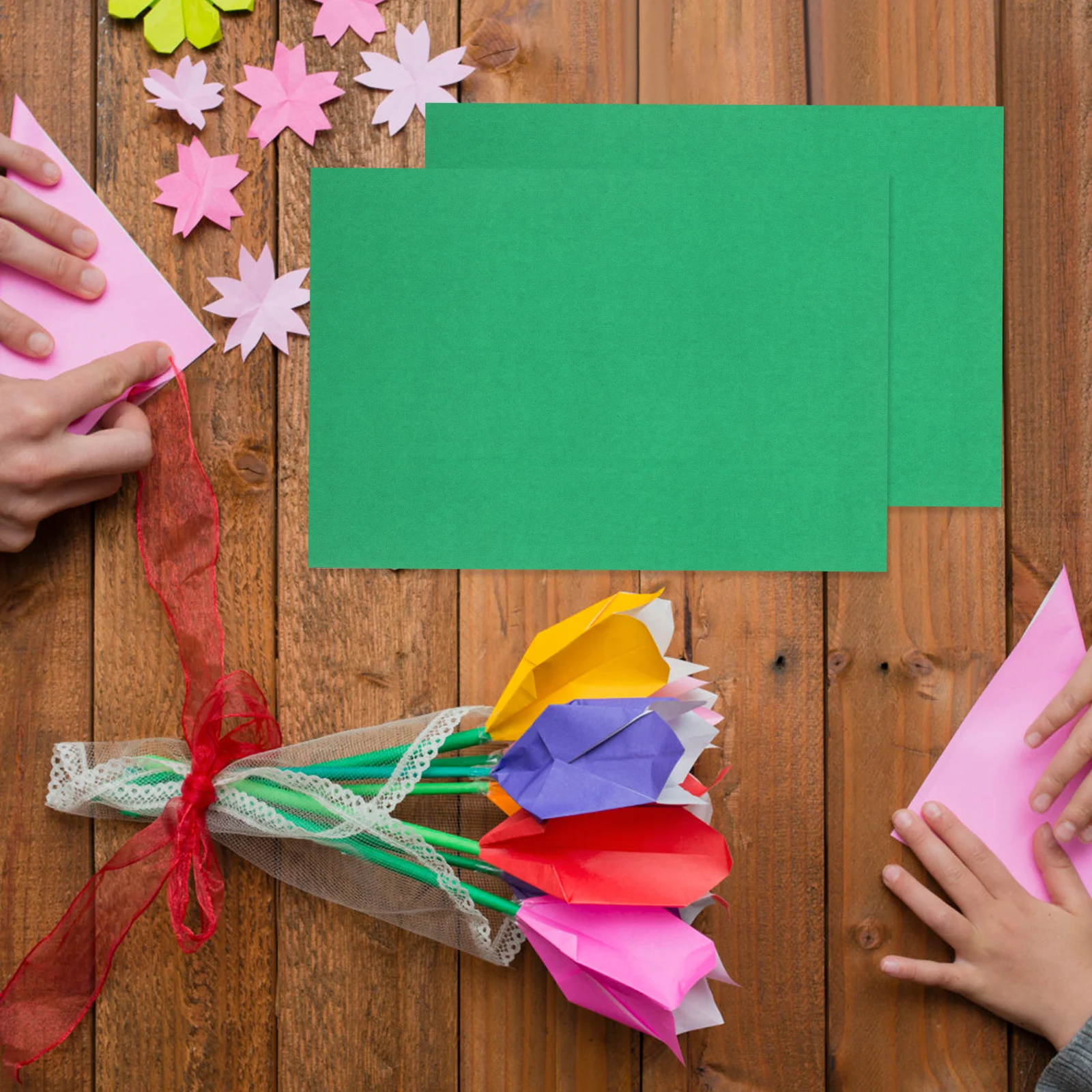 Papier cartonné vert A4, papier artisanal coloré lisse et résistant pour cartes de bricolage, projets artisanaux décoratifs pour Scrapbook, 10 pièces