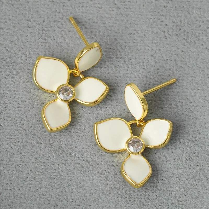 

Garden Flowers White Enamel Glaze High-end Sense and Gentle Temperament Dangle Earrings Statement Valentines Day Earrings