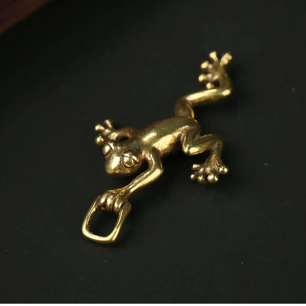 Solid Brass Leaping Frog Statue Cartoon Small Frog Tea Pet Handicrafts Animal Simulation Insects Car Keychain