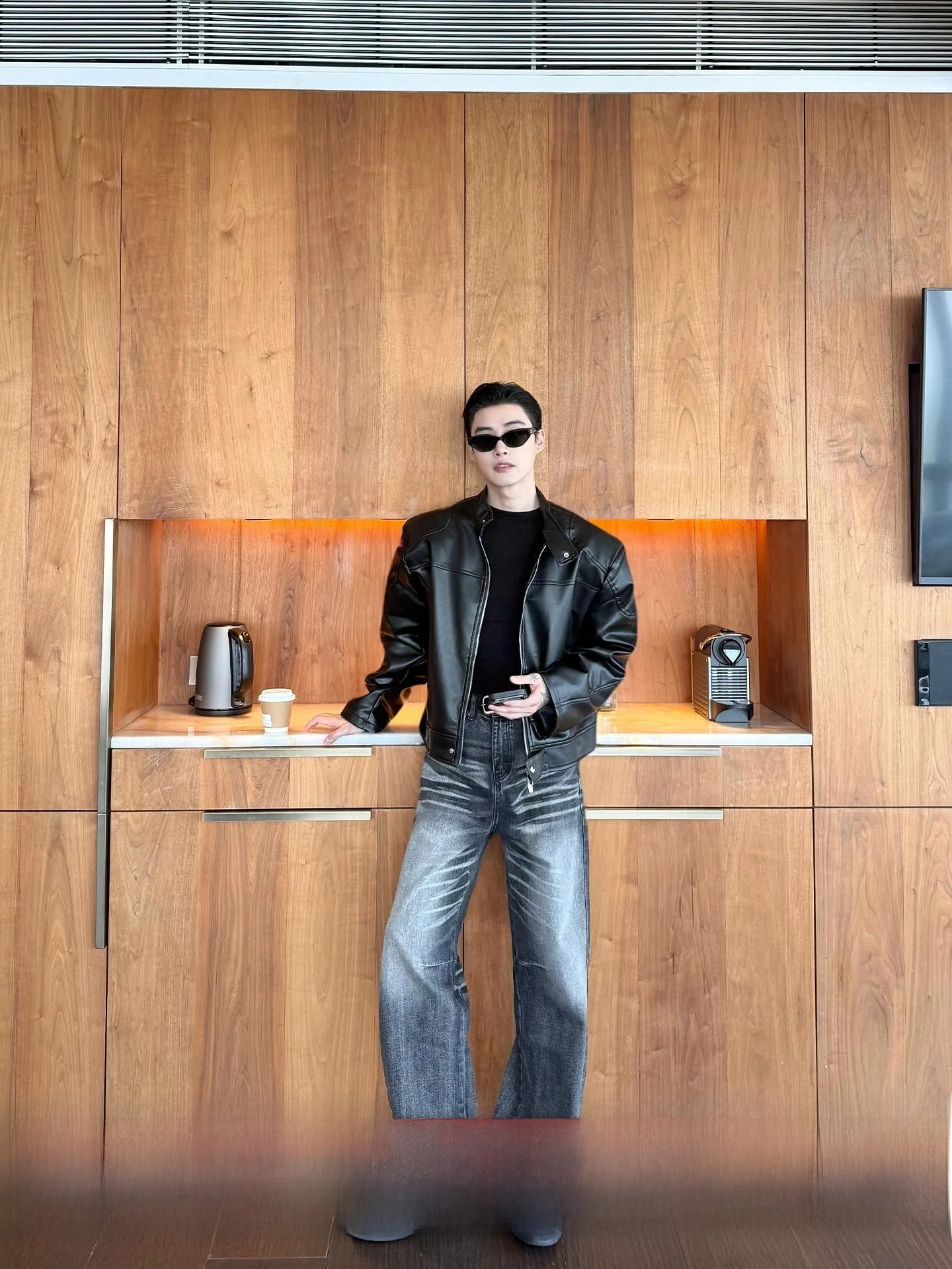 

Cuibuju American Retro High Quality Stand Collar Deconstructed Pad Shoulder PU Leather Flight Jacket Commute Outerwear