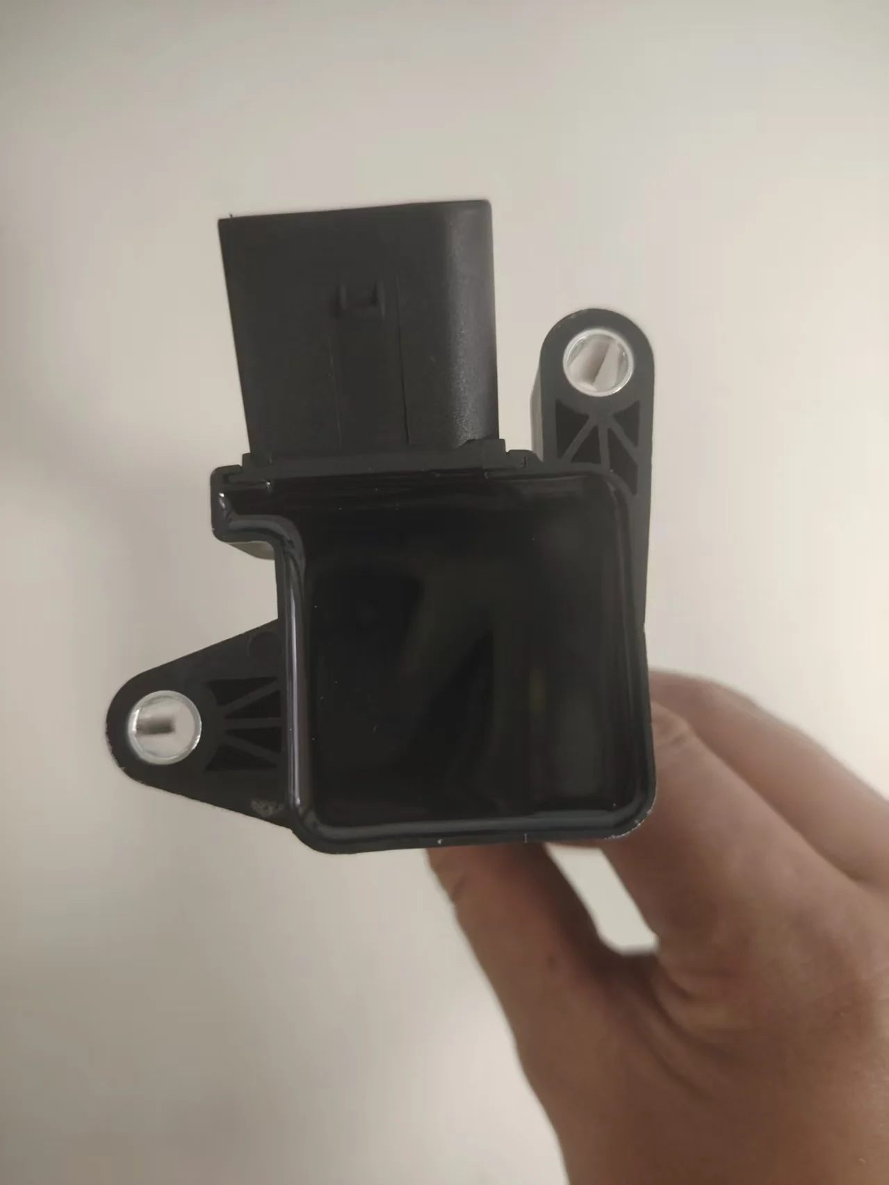 

F01R00A053 10163098 30026619 Ignition Coil Suitable for Saic Maxus T60 T70 T90 G10 G10 Roewe Rx5 Rx8 Models