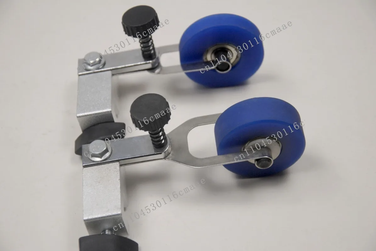 Upper and lower seat, paper wheel assembly, printing machine accessories, laminating machine, laminating machine accessories
