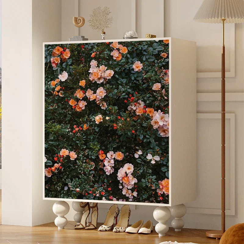 

Large-capacity solid wood painted porch cabinet against the wall to enter the home storage cabinet