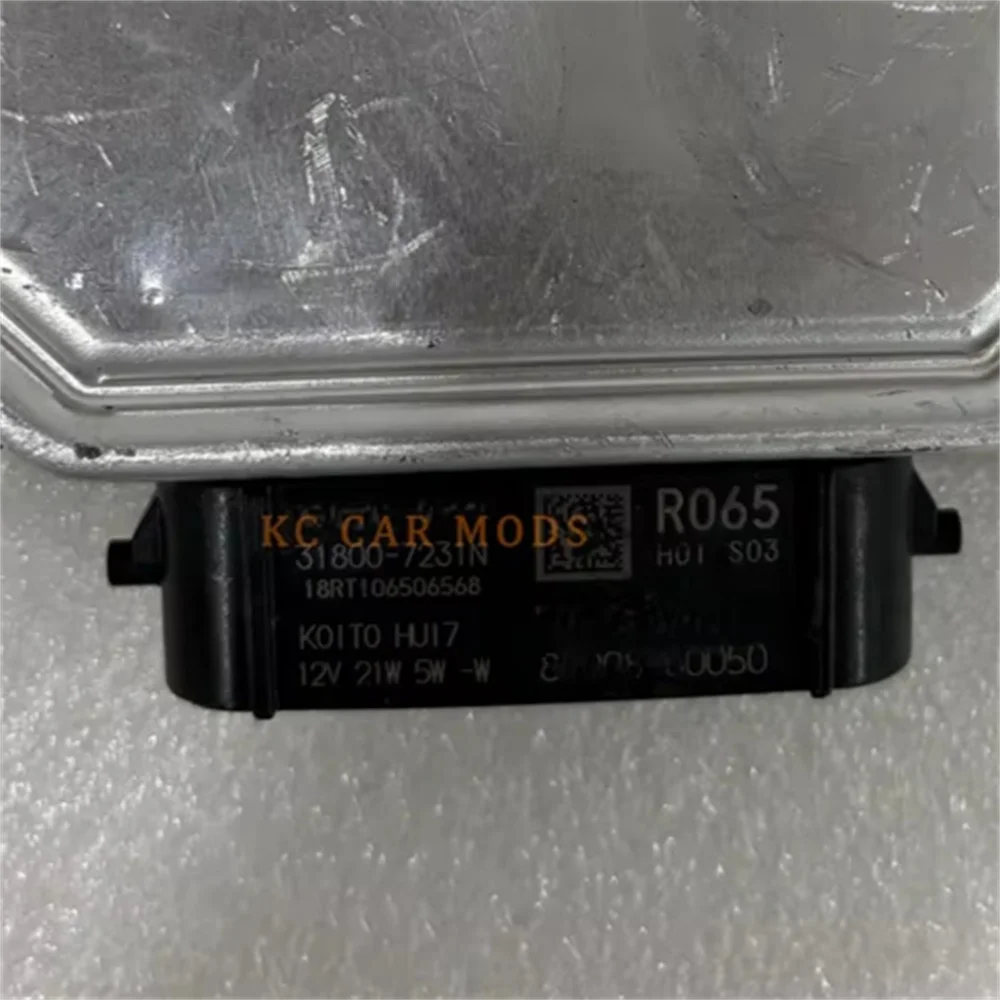 89908-60050 R065 8990860050 R065 89908 60050 R065 LED Headlight Control Unit Headlight Computer Control LED Module Unit