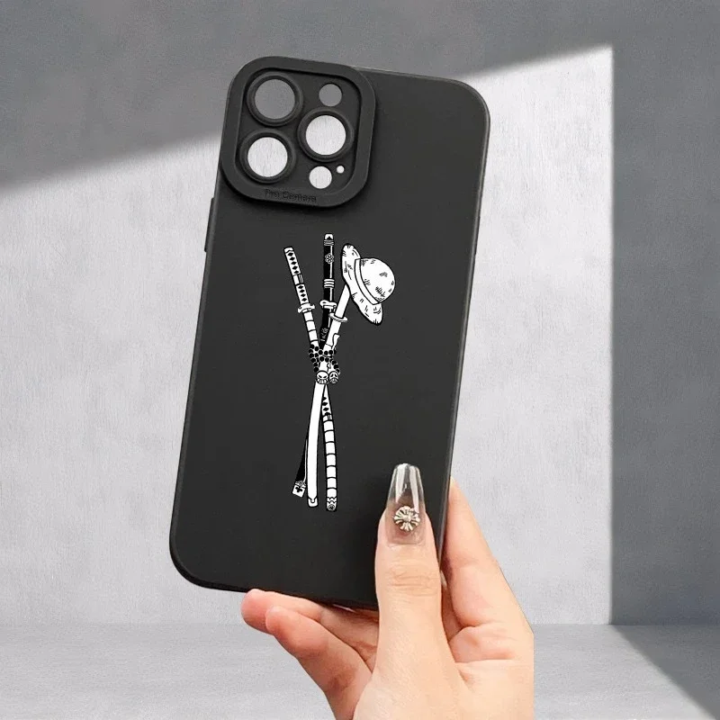 Matte Handyhülle mit Hut und Schwert Design für iPhone 17 16 16E 15Pro 14Plus 13 12Pro 11 Pro SE4 Max XS Mini Rückseite – Detail 4