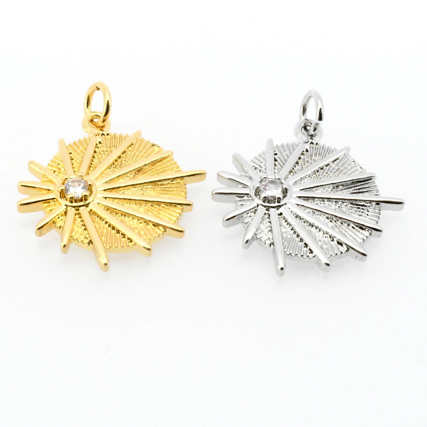 

Nickel Anti Fading Gold Plated Copper CZ Setting Star Flower Round Pendant for Women Necklace