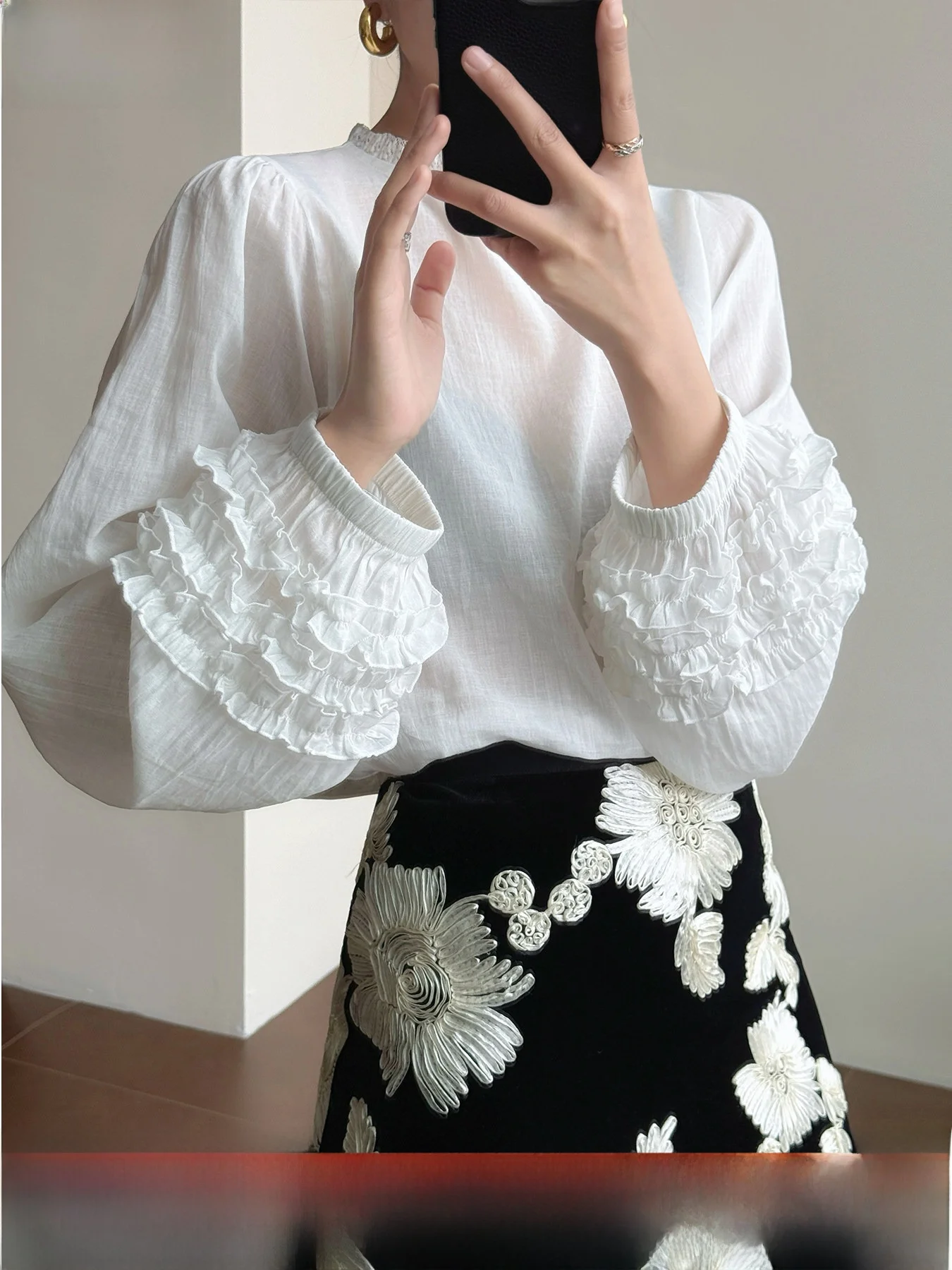 

Elegant Long Sleeve Shirt Tasyavan Cloud Dance White Stand Collar Heavy Work Wooden Sleeve Design French Style Loose Fit...