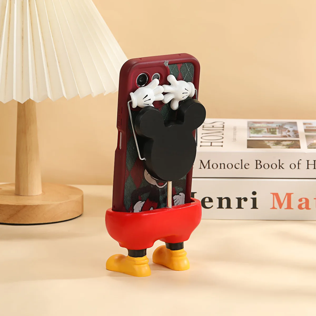 Disney cute Mickey remote control storage mobile phone multi-function desktop stand new ornament placement stand decoration