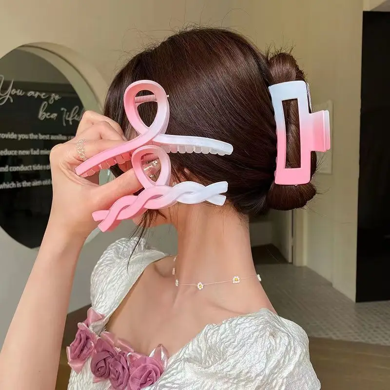 Gradient Pink Large Matte Square Grab Clip 10.5cm Hollow Back Head Hair Clip Hair Decoration Simple Shark Hair Clip Grab