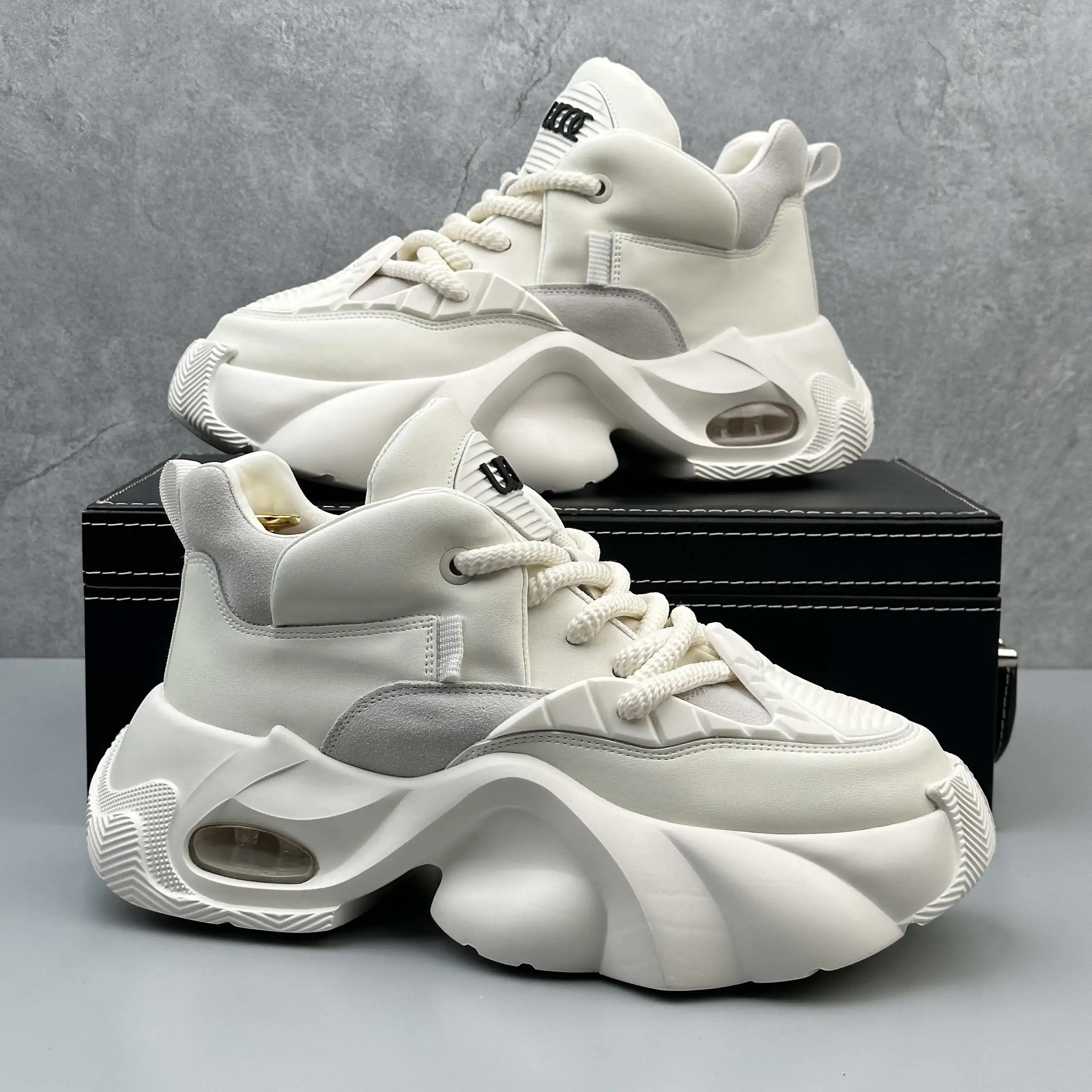 

Luxury Brand Sneakers Vulcanize Skates Man Sneakers Men Walking Shoes Sport Global Brands Fitness Brand Name Hospitality