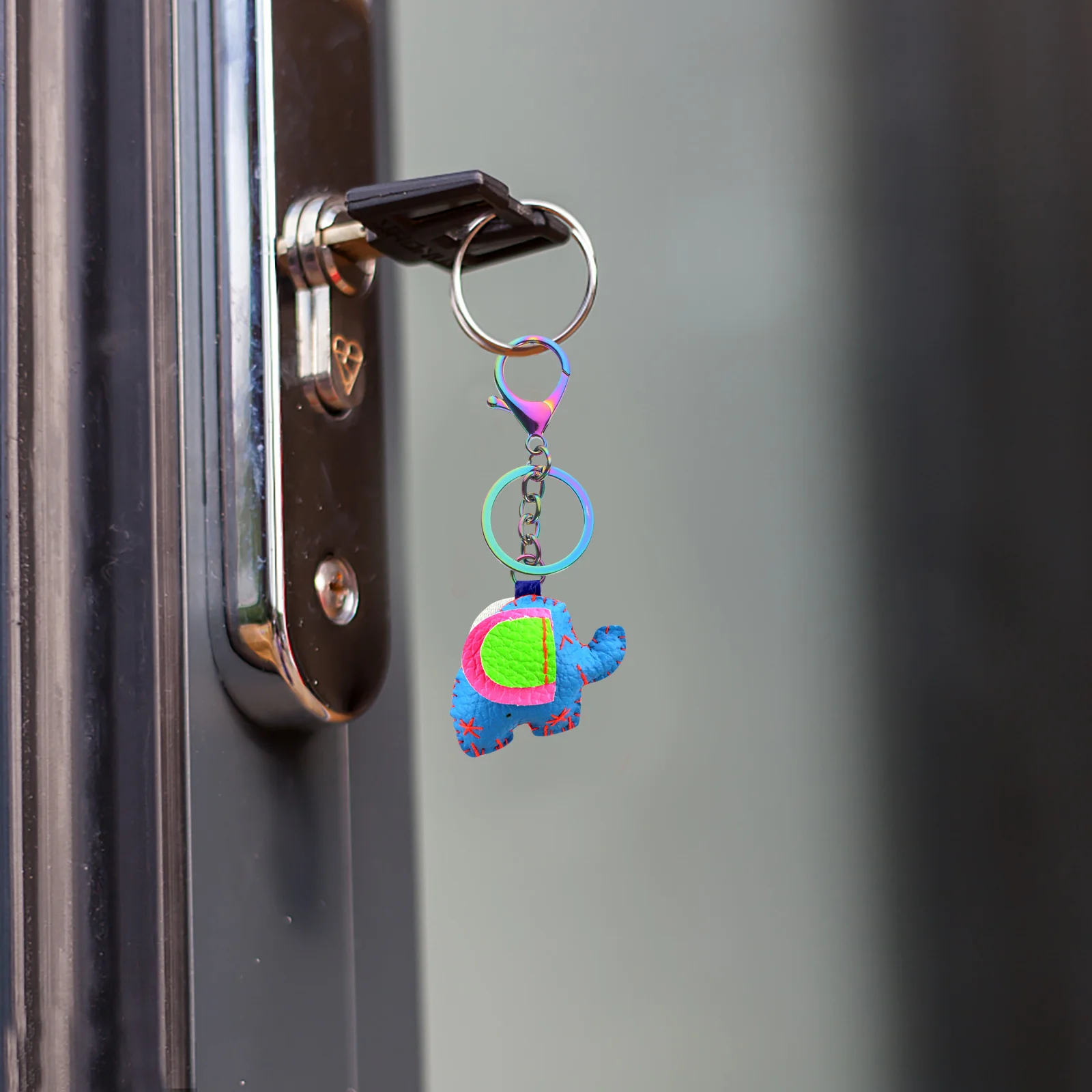 

12Pcs Metal Keychain Hooks Durable Alloy Keychain Clasps Easy to Apply for Handmade Projects Key Rings Bulk Lobster Clasps