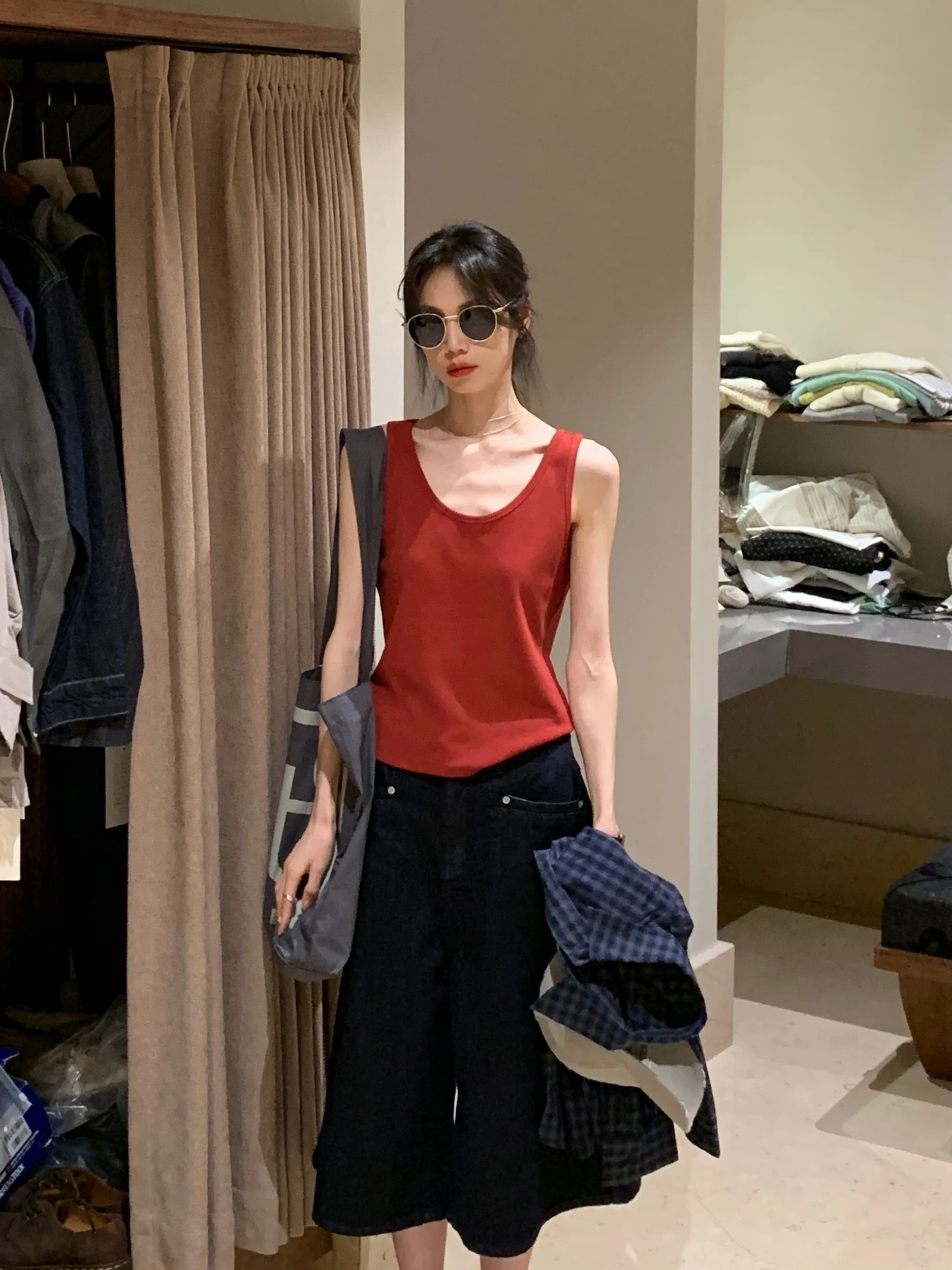 

Красный женский топ-майка с U-образным вырезом, облегающий, в корейском стиле, повседневный, весенняя новинка, BRVIN Fashion