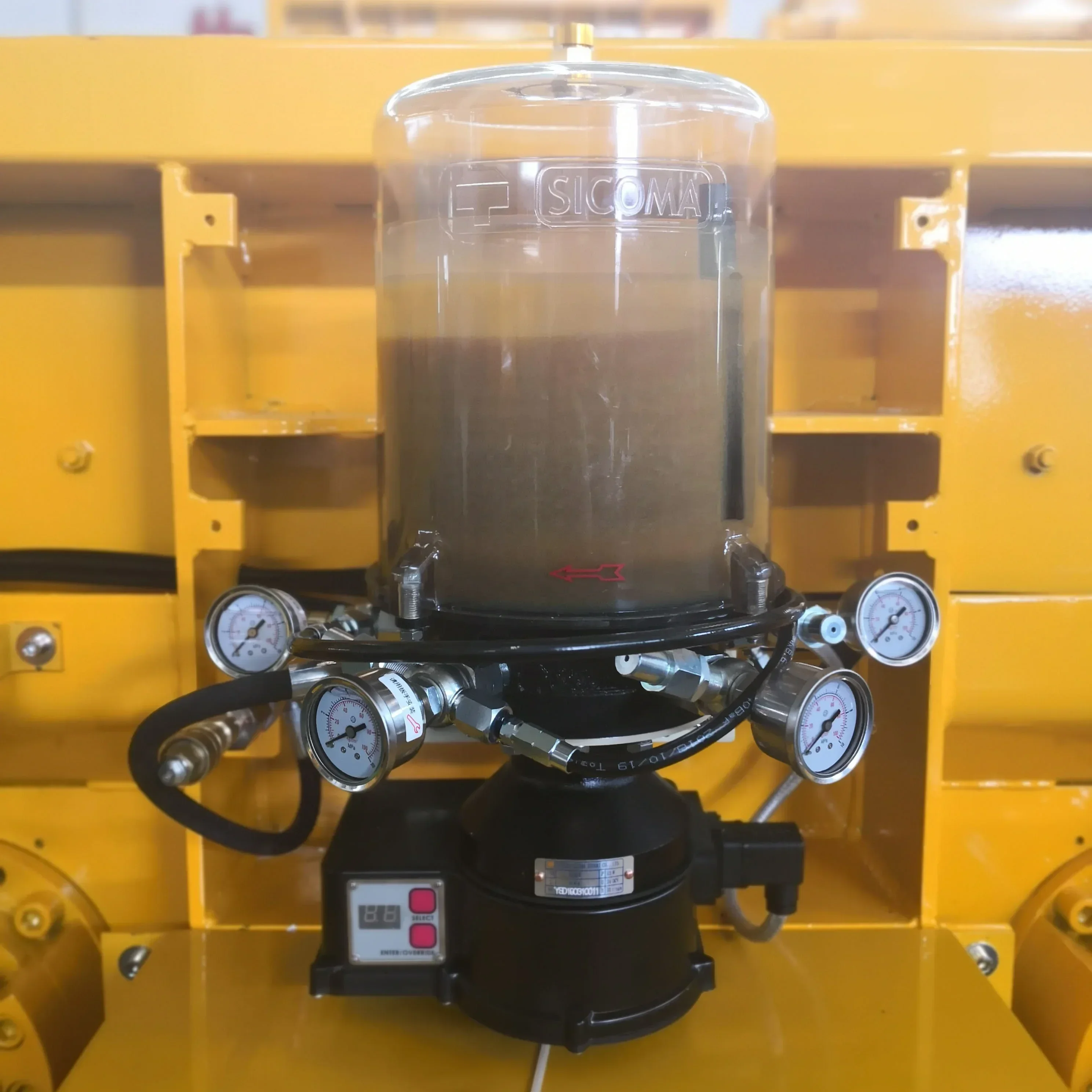 SICOMA 302 Oil Lubrication Pump Grease Pump For Mini Concrete Mixer
