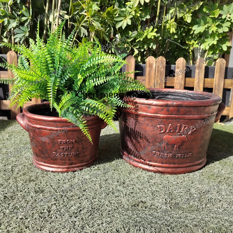 European green plant flower pot courtyard balcony garden retro metal red seed flower succulent potted plant