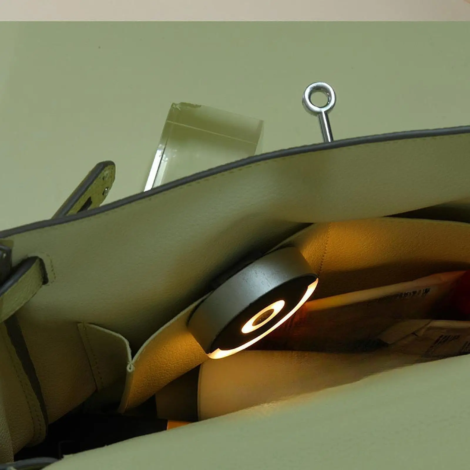 Oplaadbare Mini Touch Light draagbare bedlamp onder kastverlichting voor strakke ruimte Locker nachtkastje keuken portemonnees