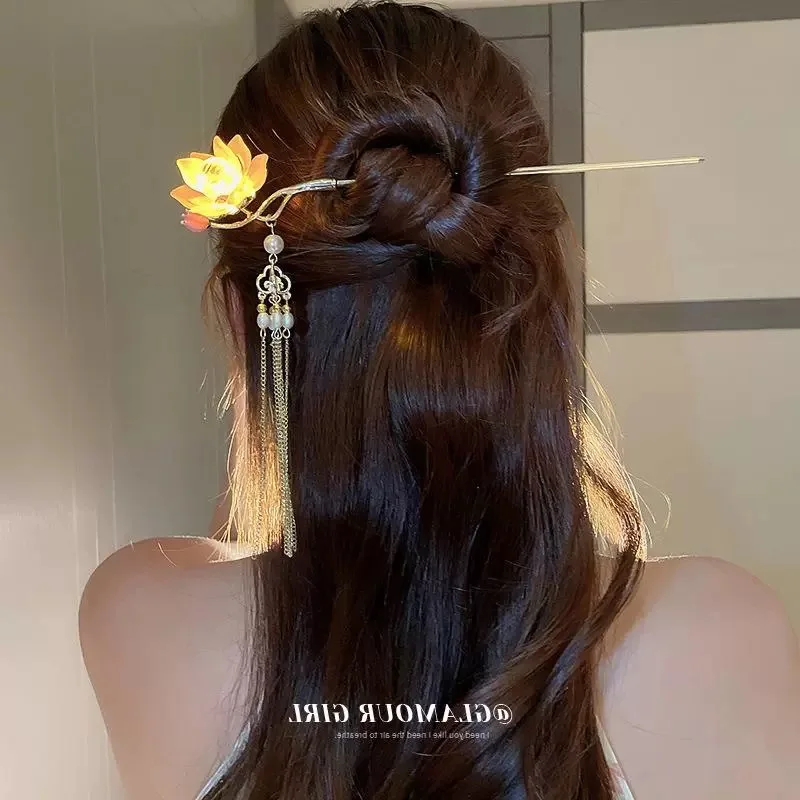 Chinese Lantern Hairpin LED Light Hair Stick For Women Retro Lotus Flower Tassel Hair Clasp Vintage Han Costume Hair Bun Jewelry
