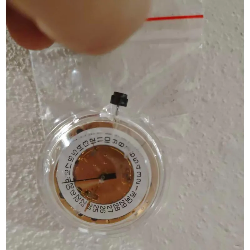 Watch Movement Accessories ETA 251.272 Movement, Four-point Calendar Quartz Movement, Without False Seconds. New Machine