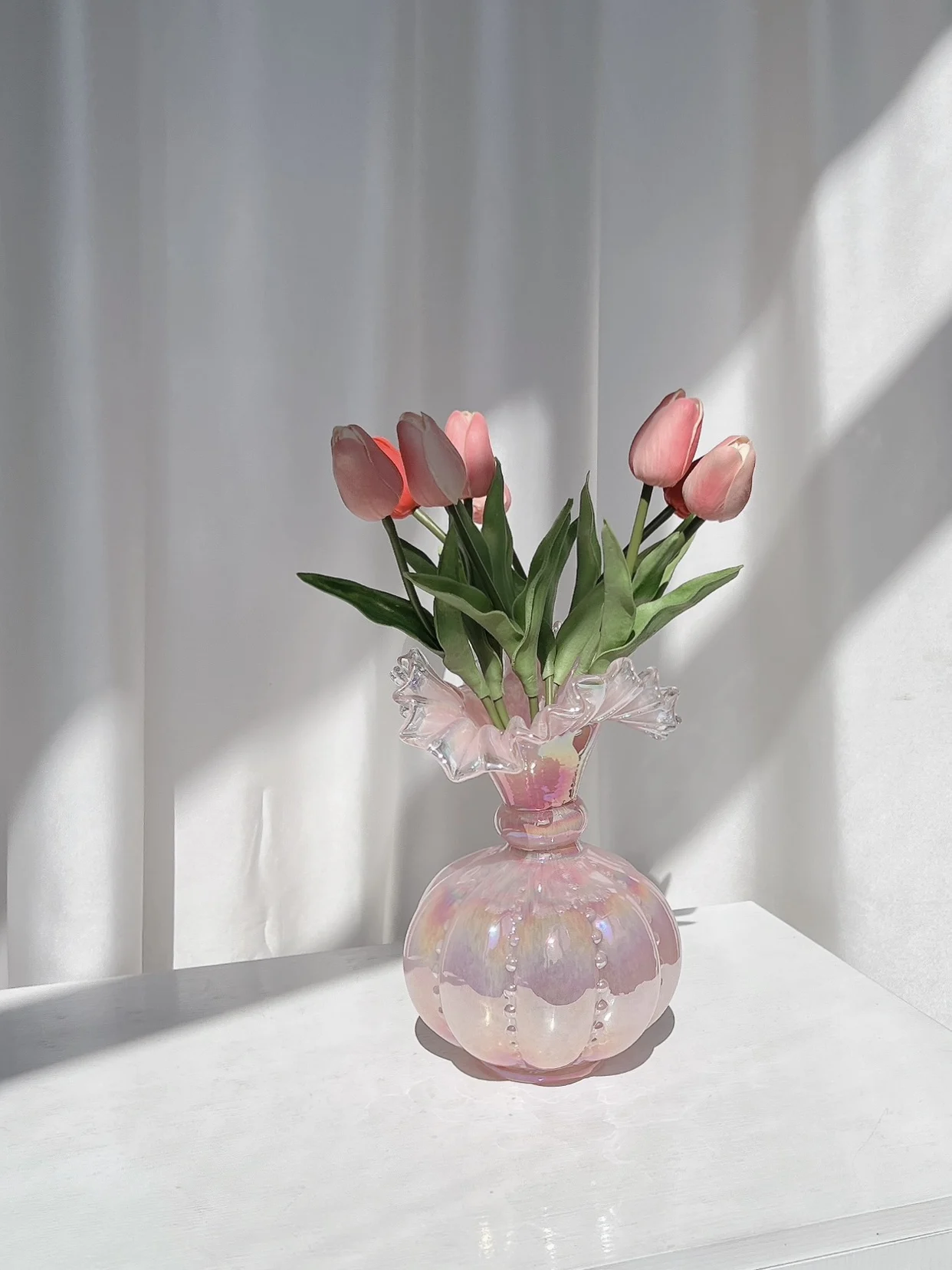 

Pink Frosted Fenton Sle Handmade Flower Vase Home Decor Living Room Decor Bedroom Decor Desktop Flower Vase European Sle ...