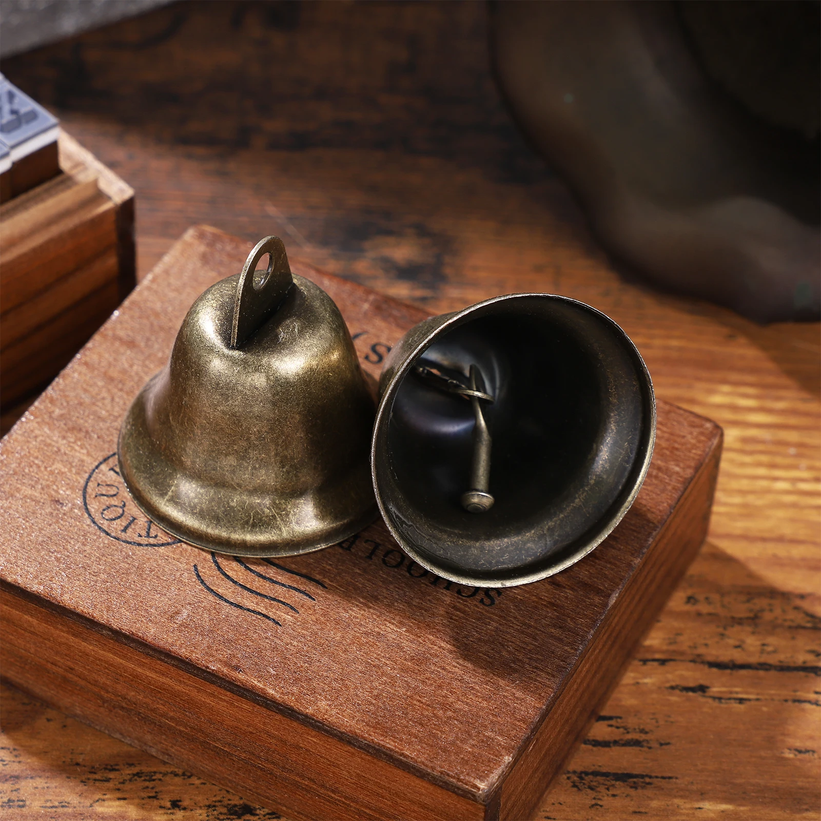 20pcs 38mm Christmas Bell Copper Bells Hand Bells With Crisp Sound Hanging Bell Pendants For Christmas Party Decoration