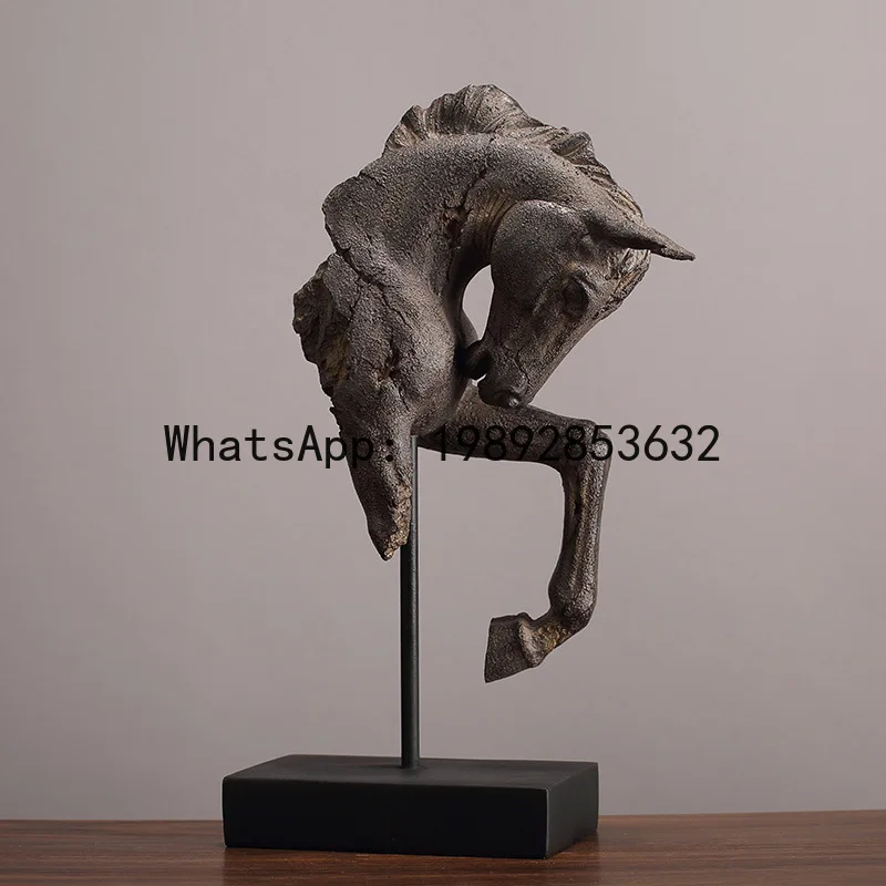 Resin Handicraft Make Old Horse's Head Artificial Animal Sculpture War Horse Statue Decorative Figurines Home Decoration