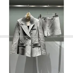 Women's high-end European and American temperament lapel double-breasted blazer top + high waist shorts fashion suit