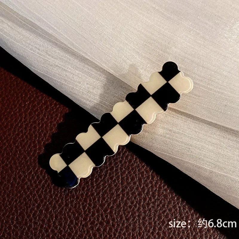 Black-and-white checkerboard Gesen Department of non-marking a word side fringe clip hair accessories