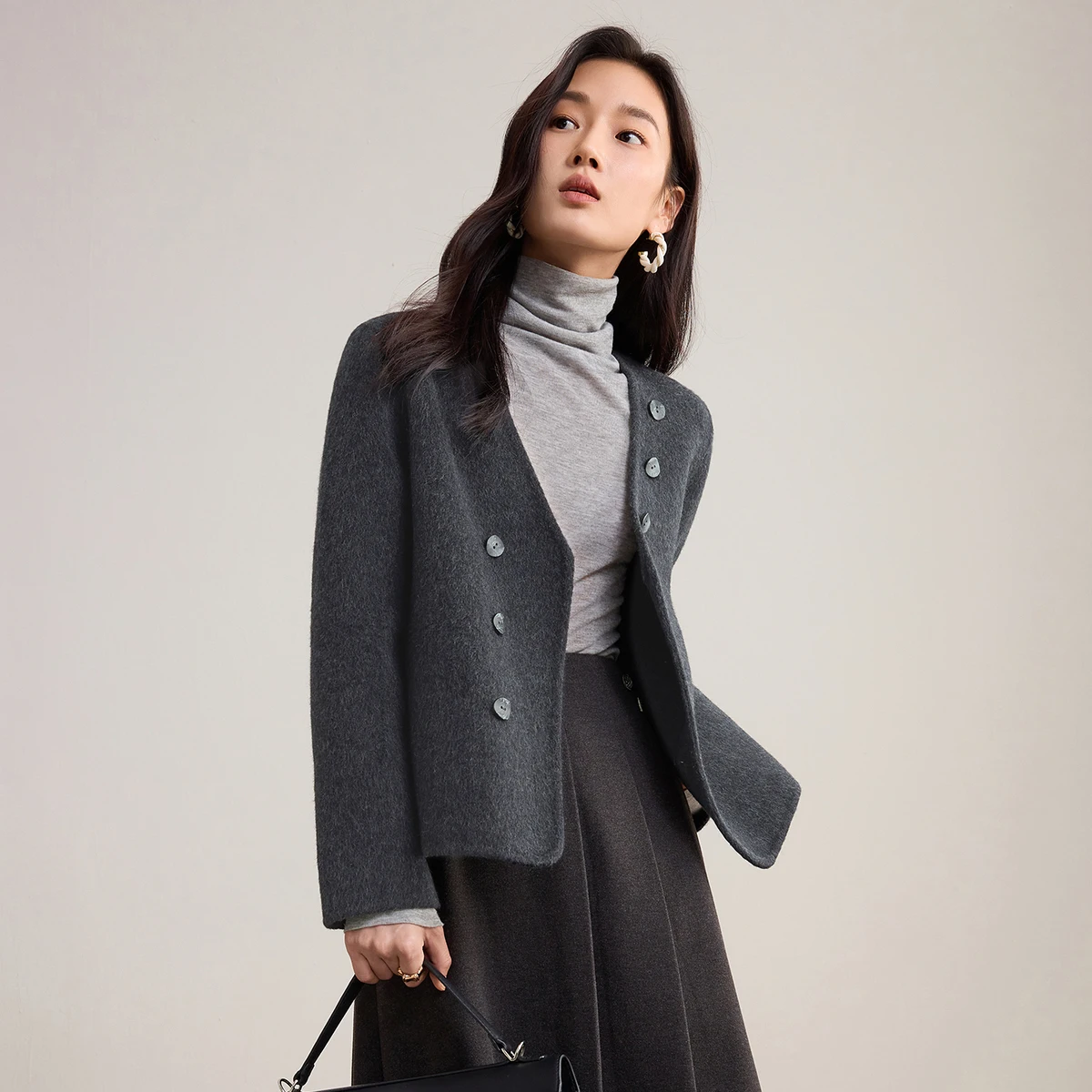 SENTBUILA New Coats for Woman 2025 Autumn Wool Blend V-neck Jackets Double Sided Wool Short Loose Female Clothing W54OF2424