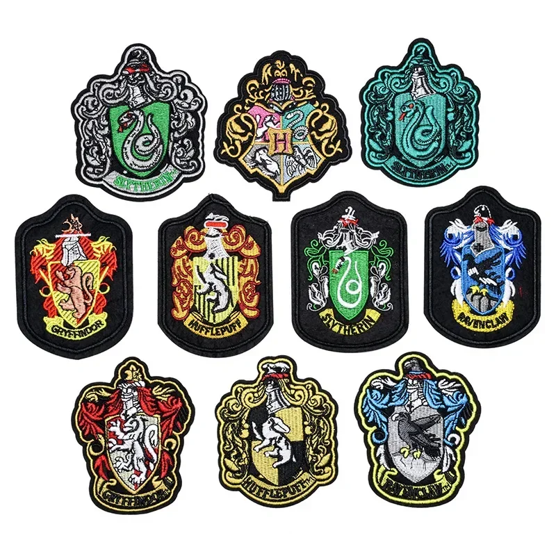 Parches bordados de Harry Potter, accesorios de decoración para disfraz, Hogwarts, Slytherin, Hufflepuff, Gryffindor, Ravenclaw, regalos