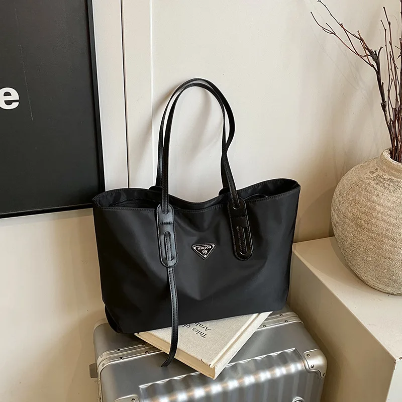 

Beibei Shangpin 2025 New Niche Design Popular Simple Letter Nylon Tote Bag Tote Shoulder Women's Bag