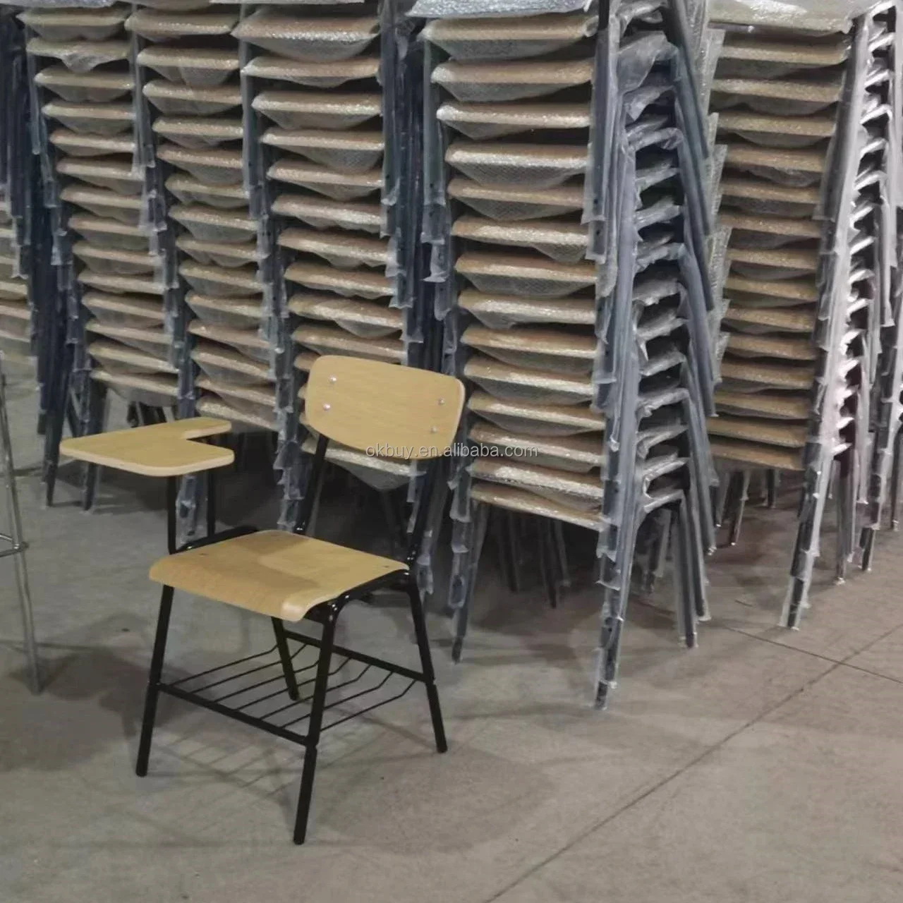 factory direct different Styles and Designs of Wood Seat Back Metal Leg Student Chairs Classroom Chair With Writing Pad