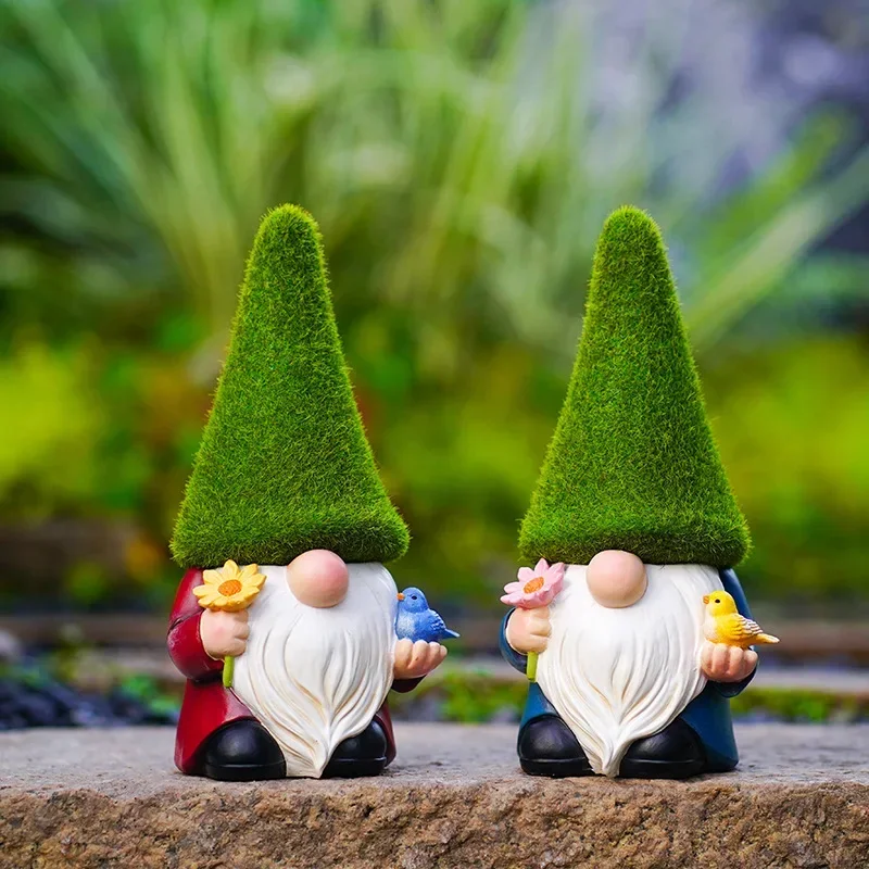 

Cartoon Elf Resin Dwarf Statue Decorations, Cute Faceless Doll, Courtyard Decoration